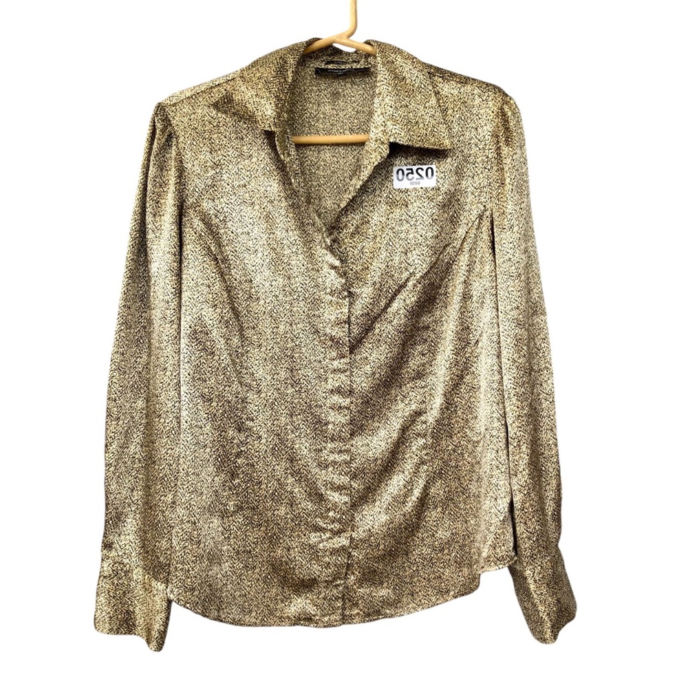 (250) Jones Wear Leopard Print Blouse